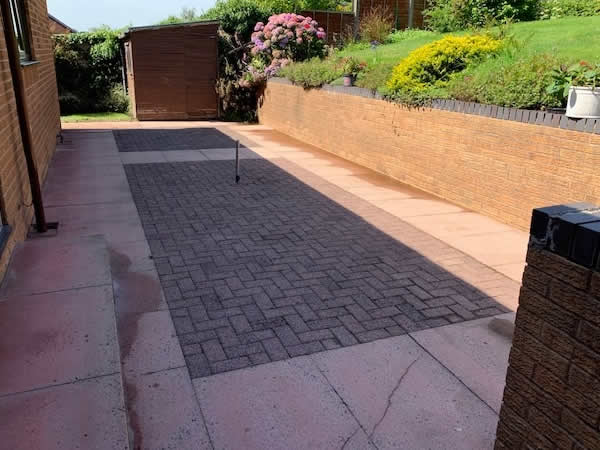 block paving cleaning bolton